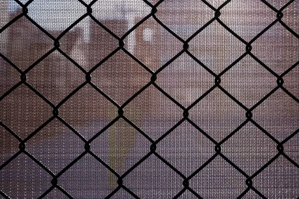 Mesh grille